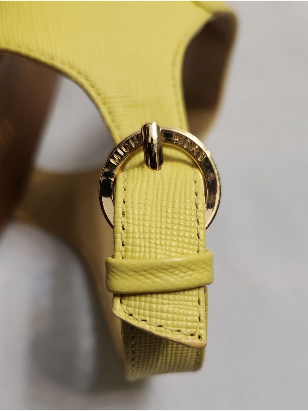 Michael Kors Laney Yellow Leather Espadrille Wedge Thong Sandals (Size 7) - Picture 12 of 12